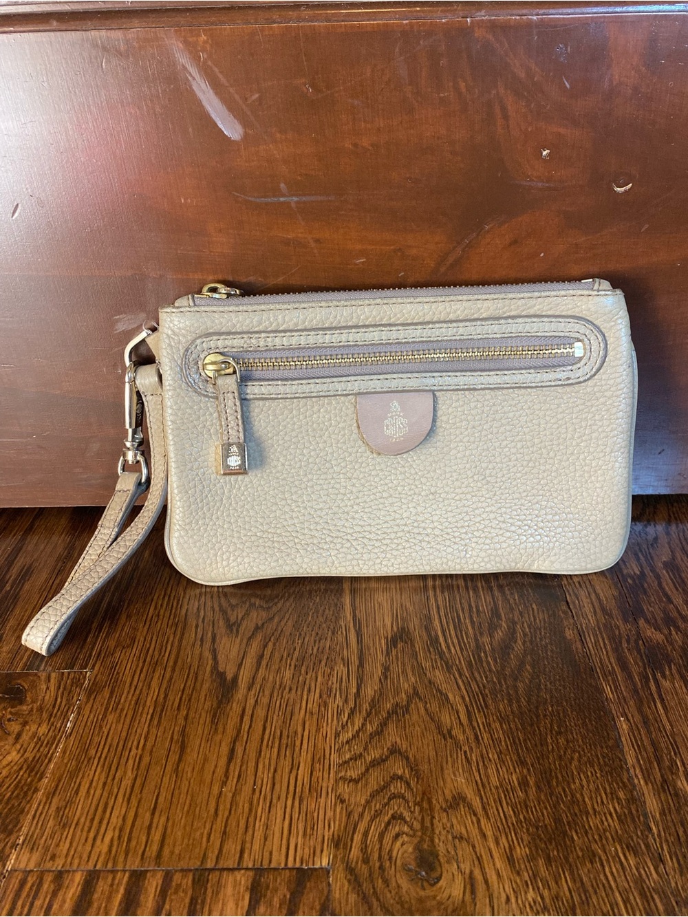 Mark Cross - Tan Pebbled Leather Wristlet / Wallet / Clutch / Purse
